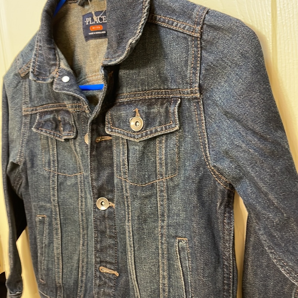 SZ 7/8 The Children’s Place Boys Denim Jacket - Streamwash - Picture 3 of 6